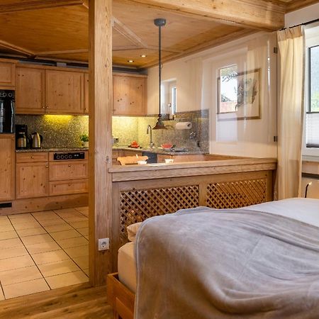 Ferienwohnung Auszeit I Garmisch-Partenkirchen Exterior foto
