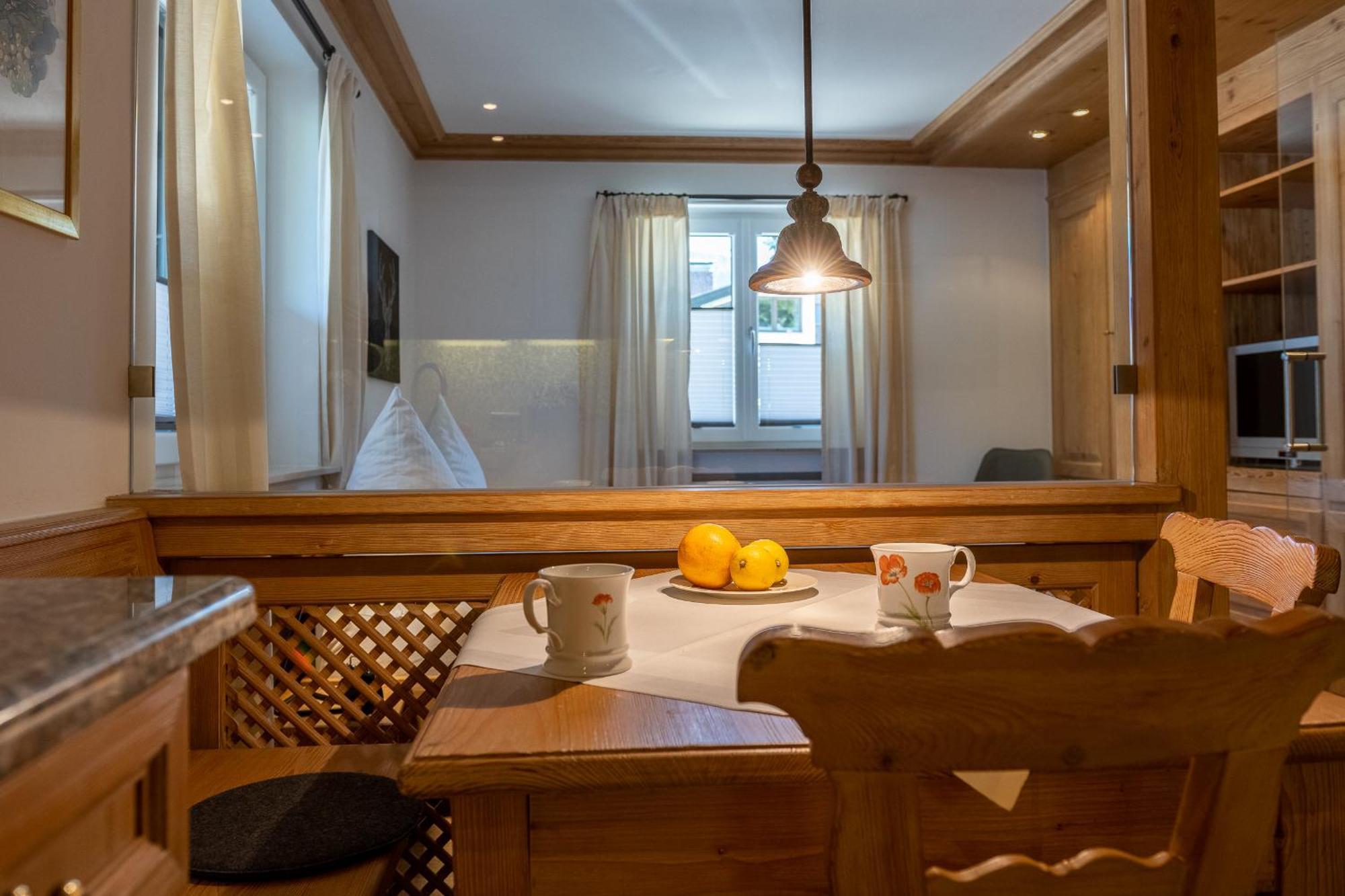 Ferienwohnung Auszeit I Garmisch-Partenkirchen Exterior foto
