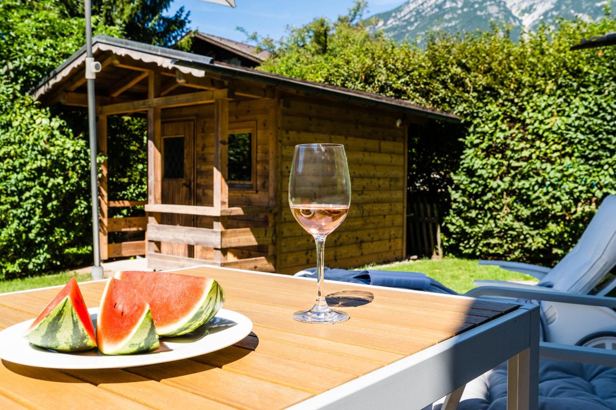 Ferienwohnung Auszeit I Garmisch-Partenkirchen Exterior foto